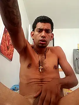 Snapshot of Negritohot2828 chatting on 10-16-25, 03:24 Negritohot2828 online show from 10-16-25, 03:24