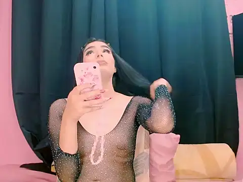  crystal23  online show from 10-19-25, 05:19