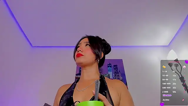 Snapshot of eva_rain_ chatting on 11-13-25, 04:00 eva rain online show from 11-13-25, 04:00