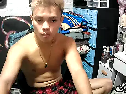 Pinoy slutcummer69 online show from 06-18-26, 09:14