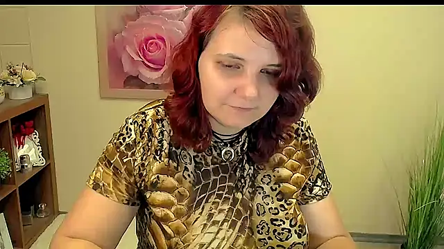 Snapshot of TwoBigSuns chatting on 09-09-25, 07:30 TwoBigSuns online show from 09-09-25, 07:30