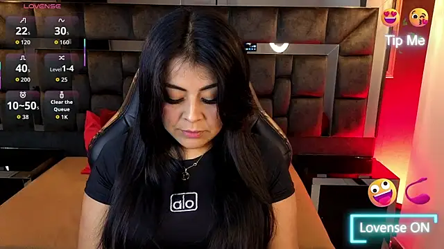 Aniajoness  online show from 03-21-26, 04:17