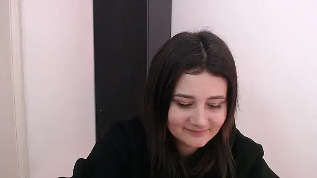 Snapshot of Katrin_kiss_ chatting on 09-26-25, 10:30 Katrin kiss online show from 09-26-25, 10:30