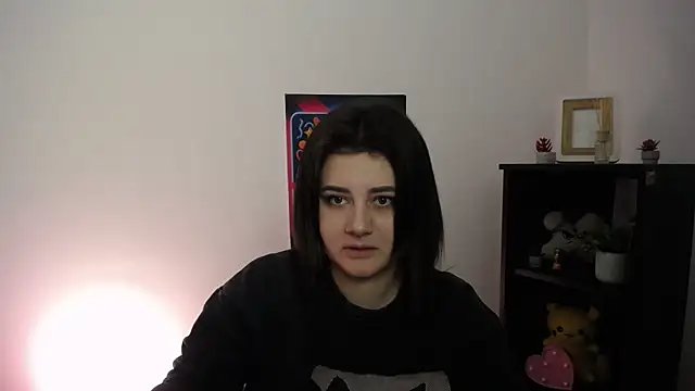 Snapshot of Katrin_kiss_ chatting on 10-08-25, 12:47 Katrin kiss online show from 10-08-25, 12:47