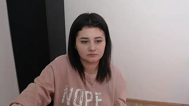 Snapshot of Katrin_kiss_ chatting on 10-10-25, 12:26 Katrin kiss online show from 10-10-25, 12:26