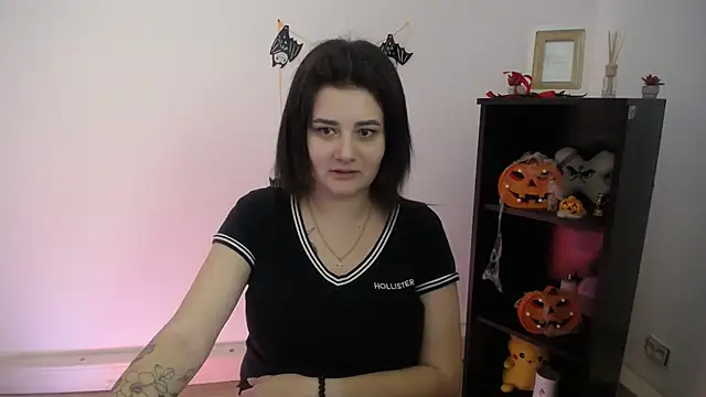 Snapshot of Katrin_kiss_ chatting on 11-03-25, 01:34 Katrin kiss online show from 11-03-25, 01:34