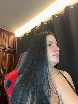 Snapshot of carol_cruz133 chatting on 09-08-25, 11:59 carol cruz133 online show from 09-08-25, 11:59