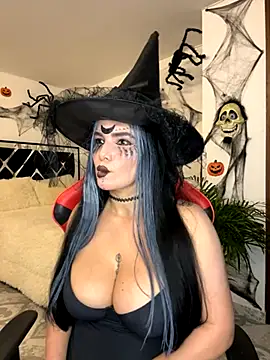 Snapshot of carol_cruz133 chatting on 10-31-25, 11:39 carol cruz133 online show from 10-31-25, 11:39