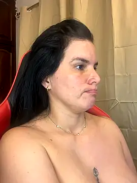 Snapshot of carol_cruz133 chatting on 11-10-25, 11:37 carol cruz133 online show from 11-10-25, 11:37