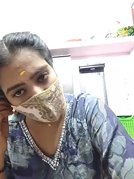 Snapshot of Tamil-Meenu12 chatting on 05-19-26, 06:20 Tamil-Meenu12 online show from 05-19-26, 06:20