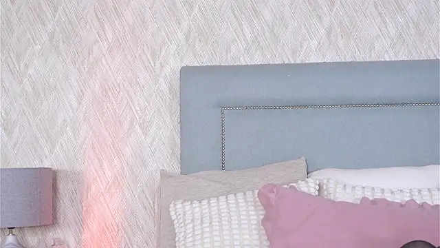 Sofy Bradd online show from 10-30-25, 05:09