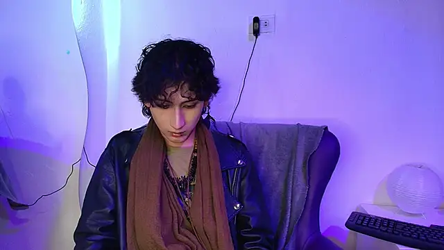 noidysis online show from 10-10-25, 03:38