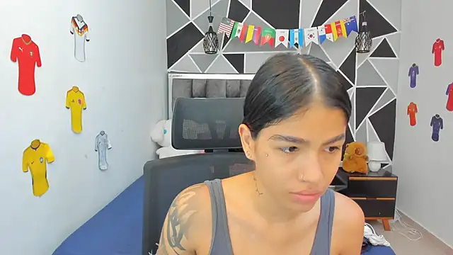 valeria-duarte online show from 07-10-26, 12:08