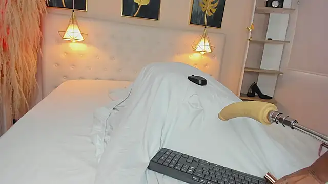 Cinnamon Star online show from 02-07-26, 12:20