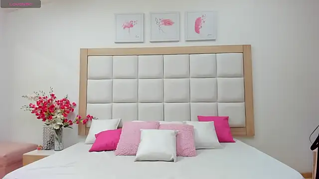 MiaBlakeee online show from 09-30-25, 08:03