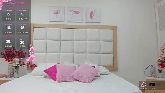 MiaBlakeee online show from 10-08-25, 07:55