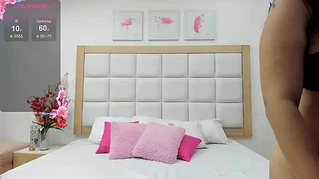 MiaBlakeee online show from 10-14-25, 08:20