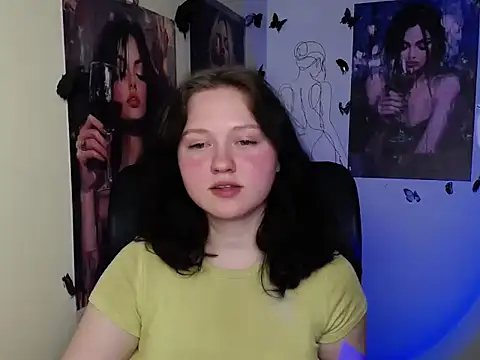 LadyAlice  online show from 04-22-26, 05:58