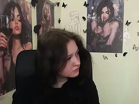 LadyAlice  online show from 04-28-26, 06:29