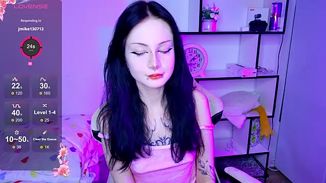 Snapshot of MiaScarlettt chatting on 11-13-25, 07:35 MiaScarlettt online show from 11-13-25, 07:35