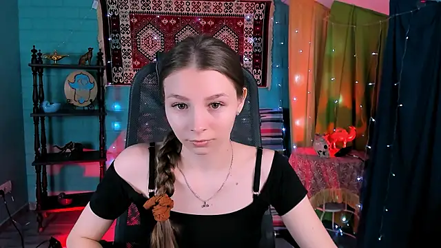 JulieDaniel online show from 02-03-26, 08:08