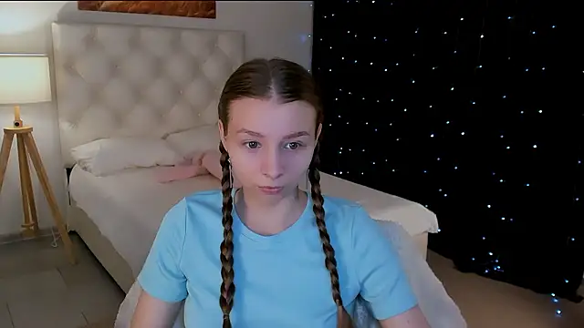 JulieDaniel online show from 02-25-26, 08:13