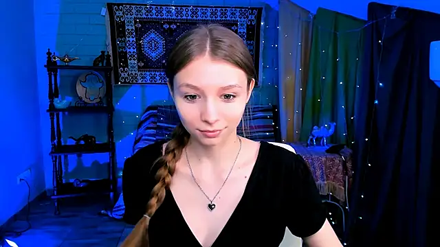 JulieDaniel online show from 04-13-26, 08:09