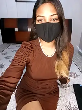 Snapshot of Hot_malika19 chatting on 09-09-25, 10:15 Hot malika19 online show from 09-09-25, 10:15