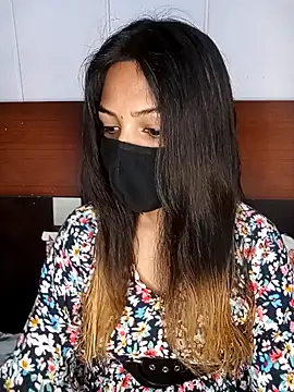 Snapshot of Hot_malika19 chatting on 09-22-25, 11:12 Hot malika19 online show from 09-22-25, 11:12