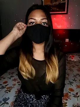 Snapshot of Hot_malika19 chatting on 09-27-25, 06:40 Hot malika19 online show from 09-27-25, 06:40