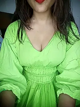 Snapshot of Hot_malika19 chatting on 03-06-26, 10:56 Hot malika19 online show from 03-06-26, 10:56