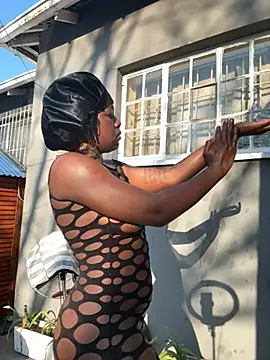 DarkBerryDiamond255 online show from 06-30-26, 01:56