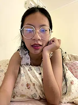 Lil-Gi online show from 11-08-25, 05:01