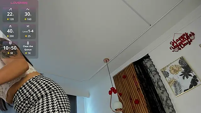 NicolWhite online show from 02-10-26, 01:15