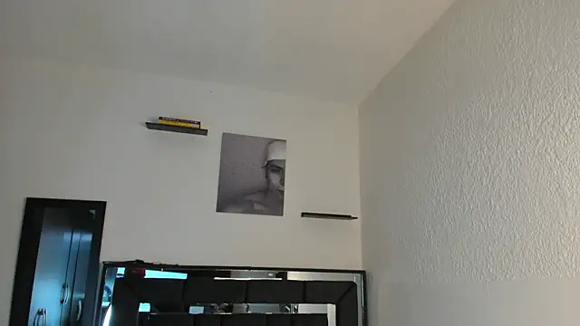 Snapshot of Thiago_Divine_ chatting on 09-11-25, 01:11 Thiago Divine  online show from 09-11-25, 01:11