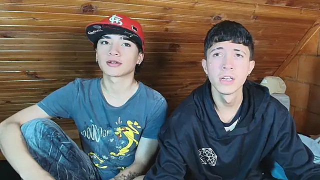 Snapshot of Thiago_Divine_ chatting on 11-03-25, 08:32 Thiago Divine  online show from 11-03-25, 08:32