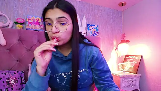 laurenelove online show from 02-20-26, 03:25