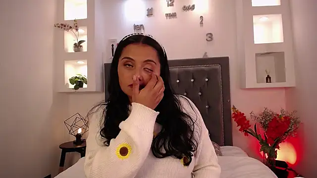 Snapshot of MelissaRhodes chatting on 12-05-25, 09:00 MelissaRhodes online show from 12-05-25, 09:00