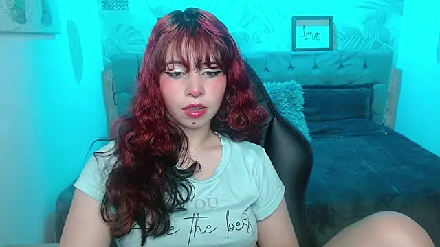 Lily tk online show from 09-23-25, 03:31