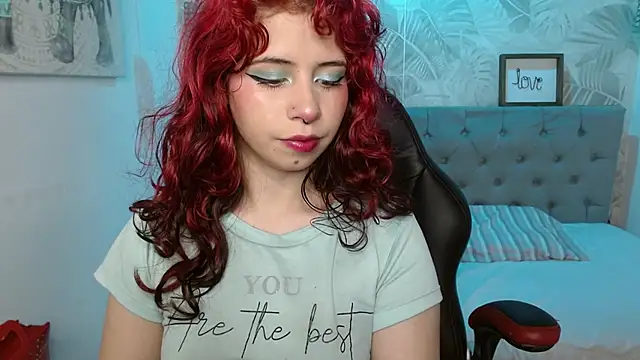 Lily tk online show from 11-21-25, 03:27