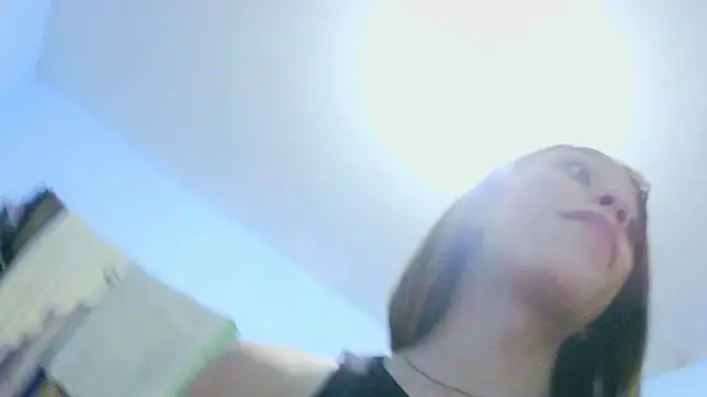 Snapshot of Tania_Gate chatting on 09-15-25, 09:37 Tania Gate online show from 09-15-25, 09:37