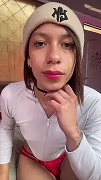 Snapshot of Tania_Gate chatting on 11-24-25, 07:46 Tania Gate online show from 11-24-25, 07:46