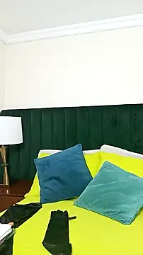 kiraGeiner online show from 11-06-25, 02:34