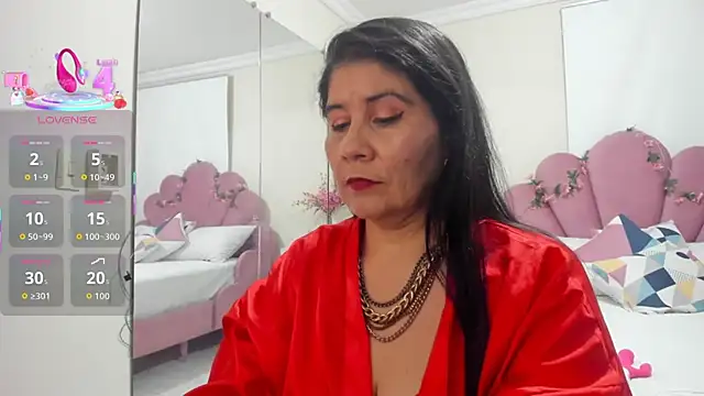 kiraGeiner online show from 01-31-26, 08:07