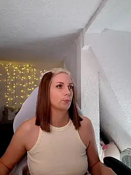 SexyJulia21 online show from 03-17-25, 09:44