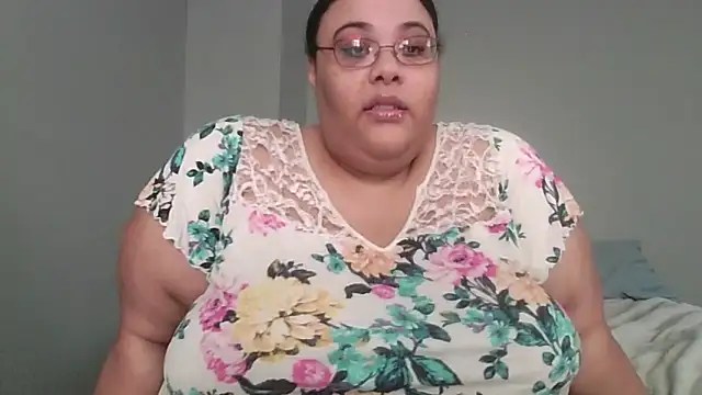 Snapshot of SexyBBW10790 chatting on 05-03-26, 02:12 SexyBBW10790 online show from 05-03-26, 02:12