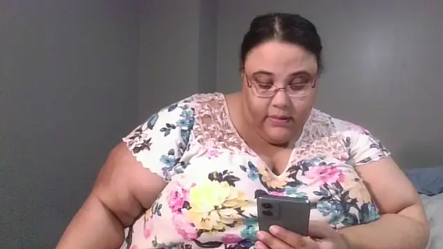 Snapshot of SexyBBW10790 chatting on 05-04-26, 02:18 SexyBBW10790 online show from 05-04-26, 02:18