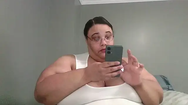 Snapshot of SexyBBW10790 chatting on 05-22-26, 02:12 SexyBBW10790 online show from 05-22-26, 02:12