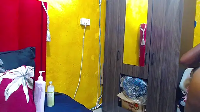 Candycrush2555 online show from 11-19-25, 03:39