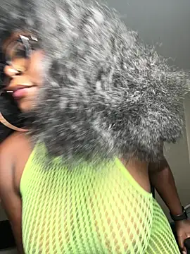 WomanNextdoor1 online show from 11-16-25, 02:11